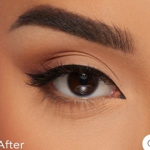 Glamnetic  LIVIN lashes